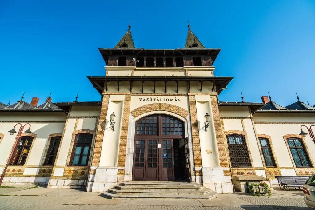 Vasútállomás perontető – Siófok